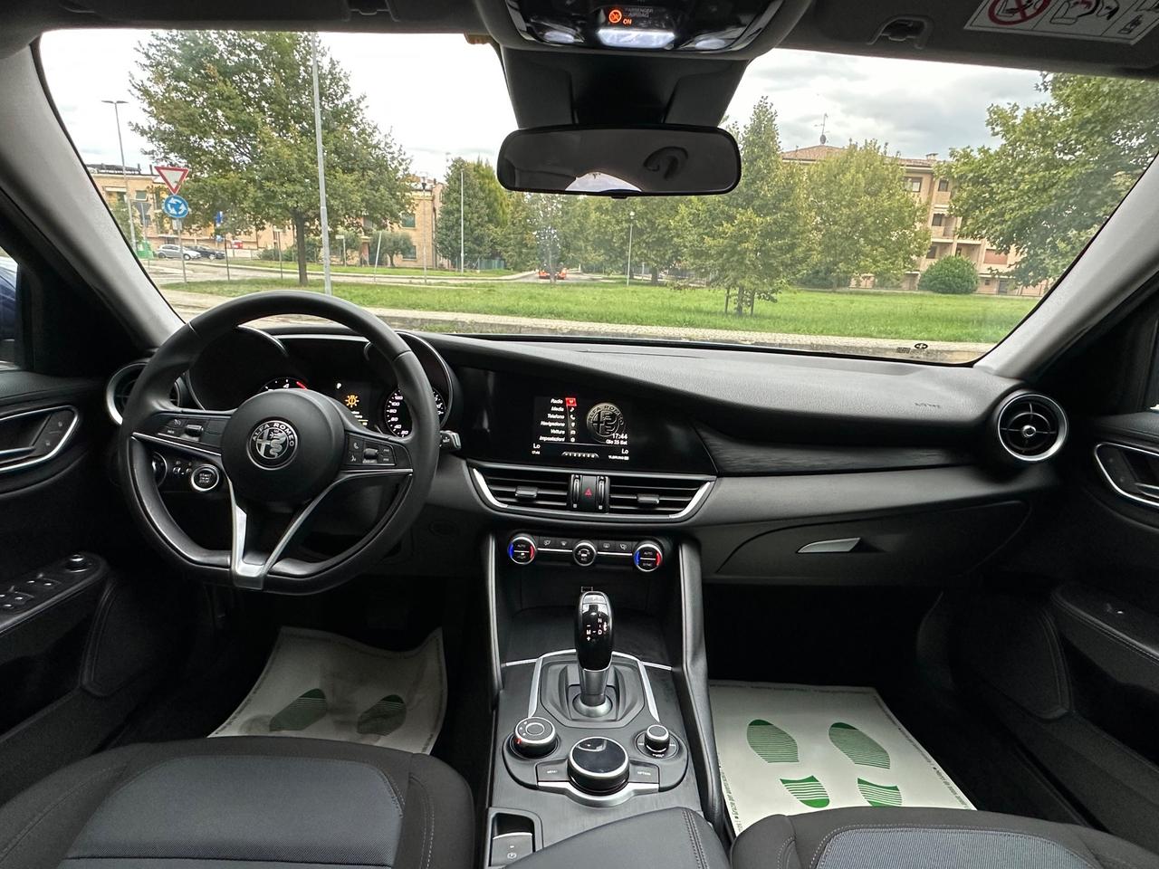 Alfa Romeo Giulia 2.2 Turbodiesel 180 CV AT8 Eco Business