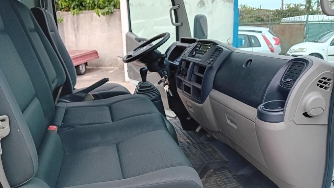 Nissan Cabstar Nissan cabstar nt 400/35.14-2.5 box/allum-2016