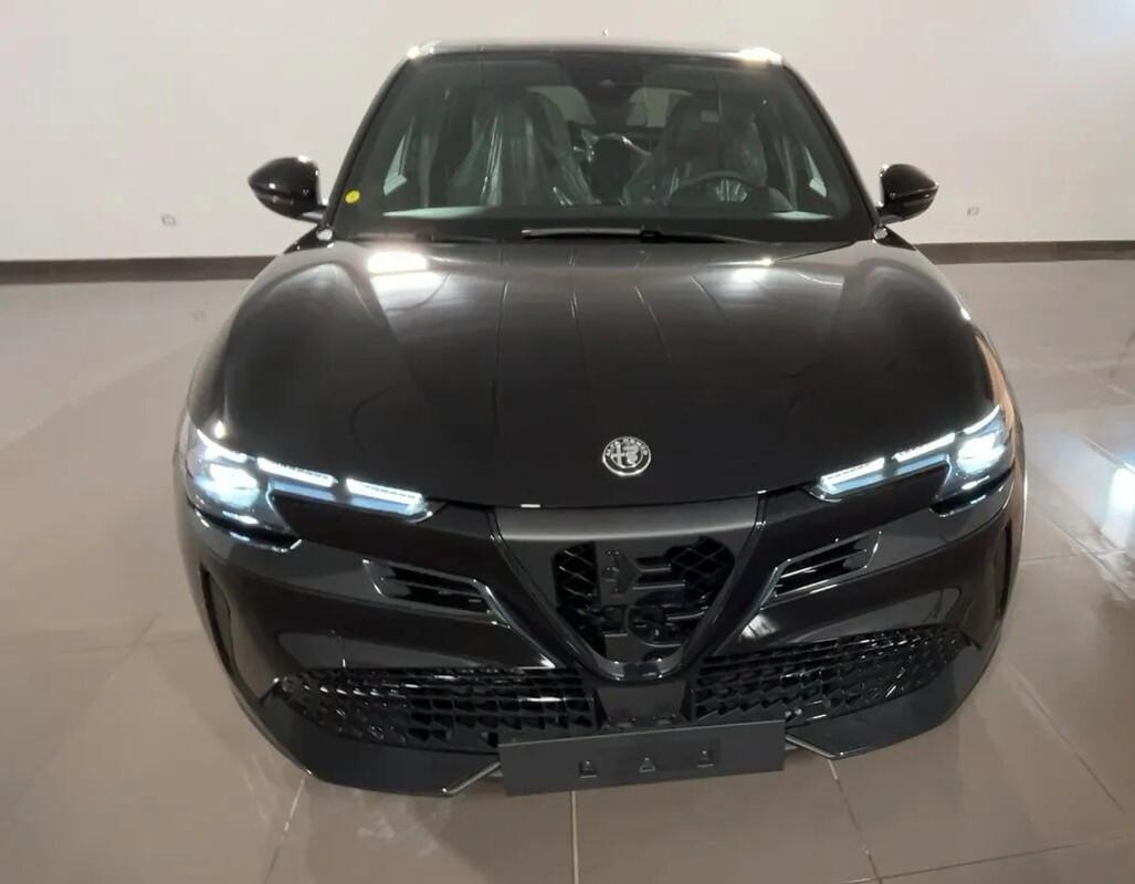 Alfa Romeo Junior 1.2 136 CV Hybrid eDCT6