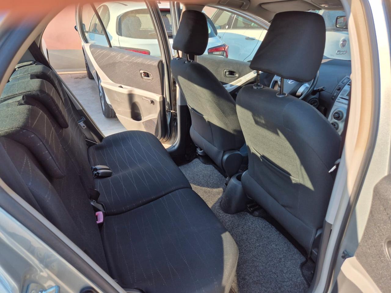 Toyota Yaris 1.3 5 porte