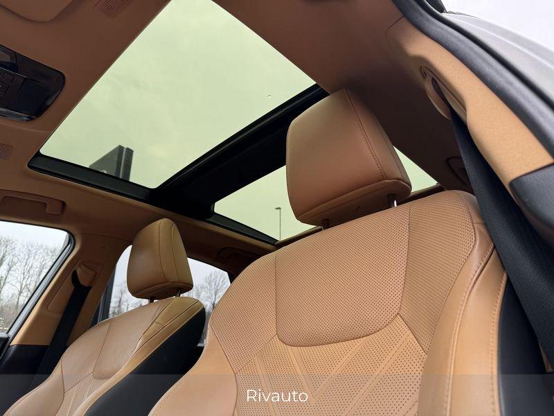 Lexus NX Hybrid Luxury 4WD MY22