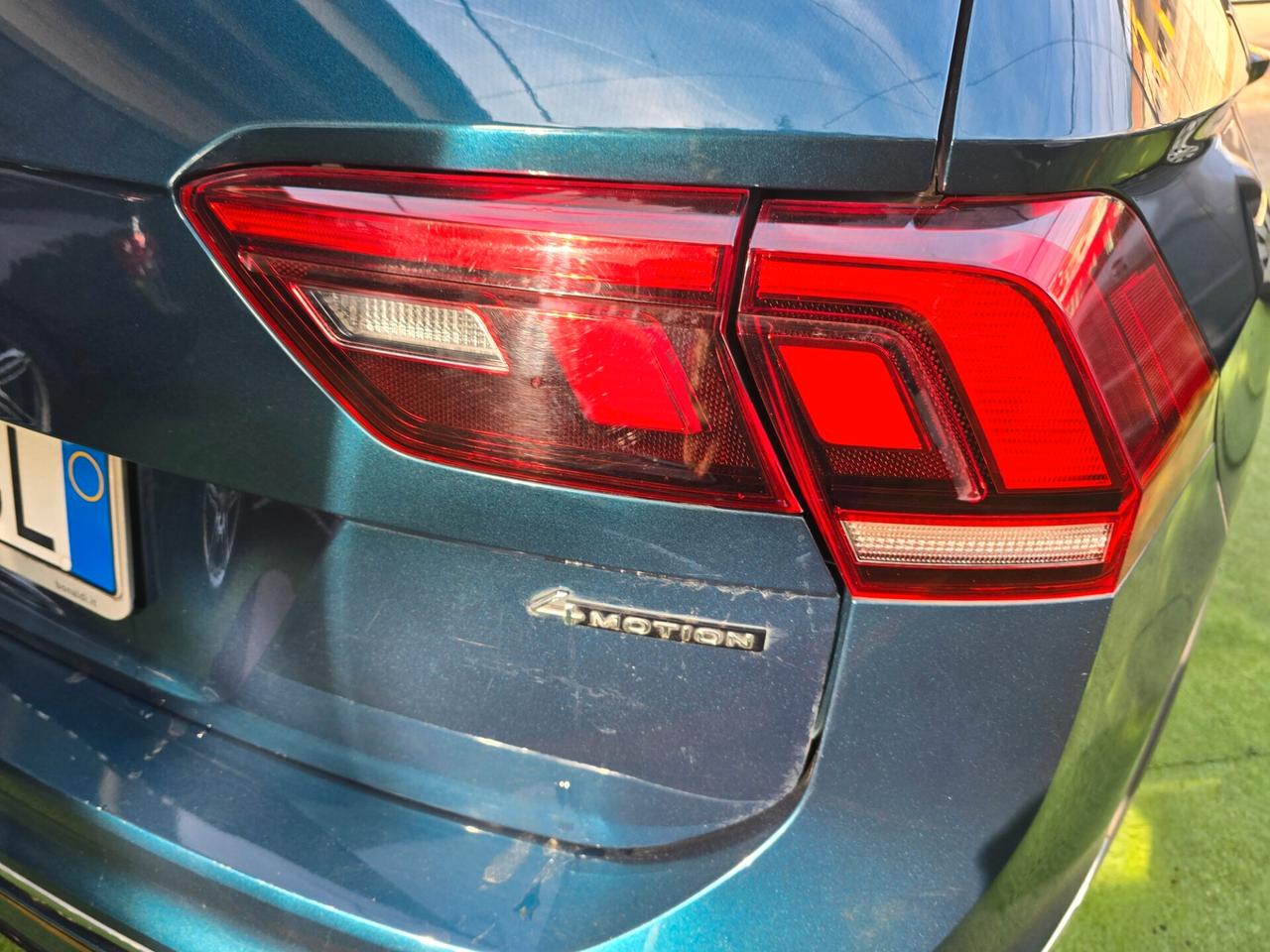 Vw Tiguan 2.0 TDI 200CV 4x4 R.line tetto apribile-2021