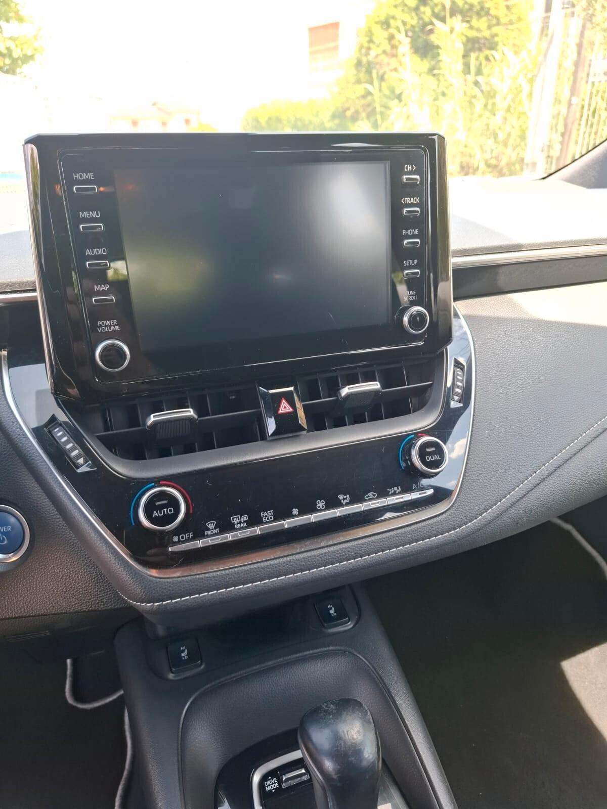 Toyota Corolla Touring Sports 1.8 Hybrid Business