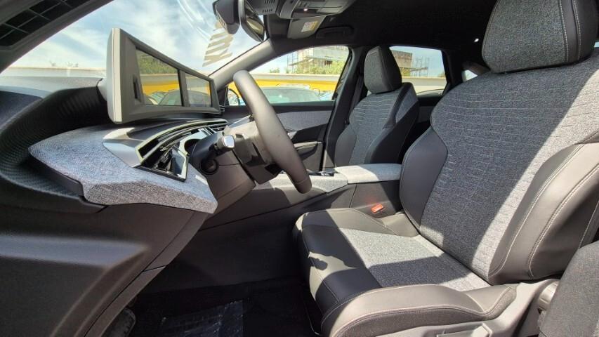 Peugeot 3008 Hybrid 145 e-DCS6 Allure - KMO 2025