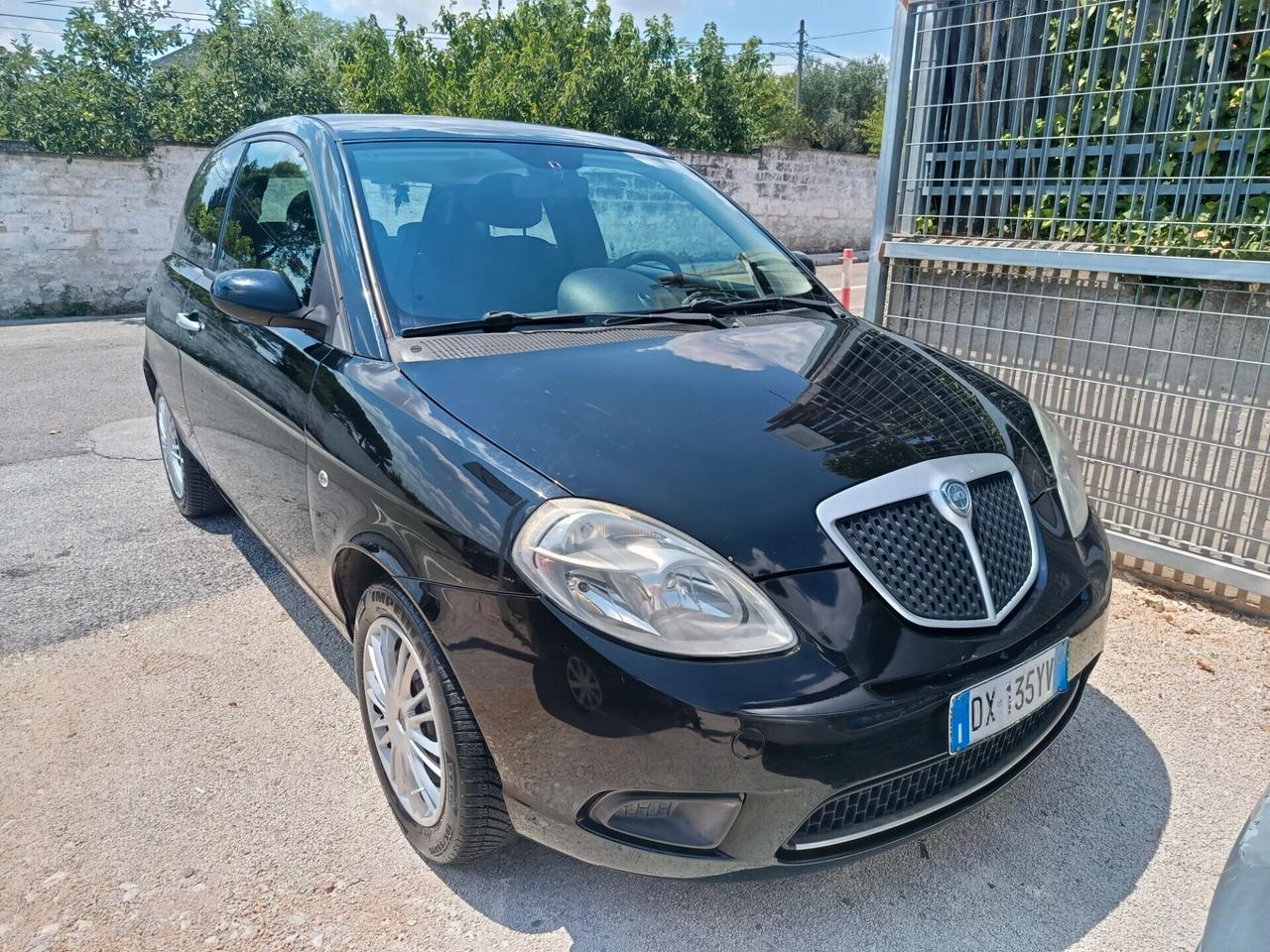 Lancia Ypsilon 1.4 Platino Ecochic GPL