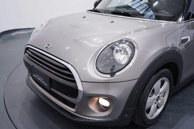 MINI Cooper D 1.5 116cv Automatica Business 5 porte