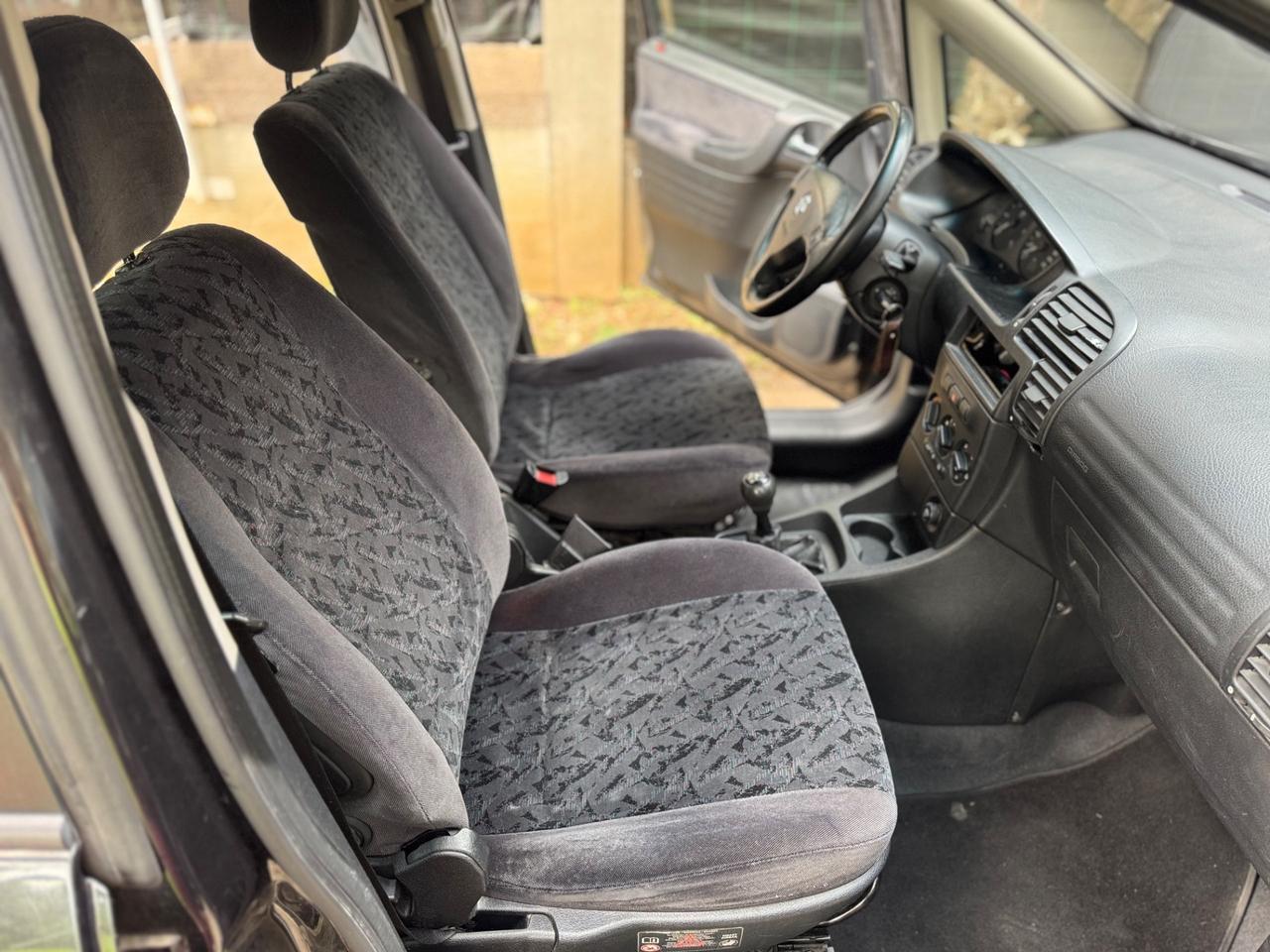 Opel Zafira 2.0 16V DTI cat Elegance