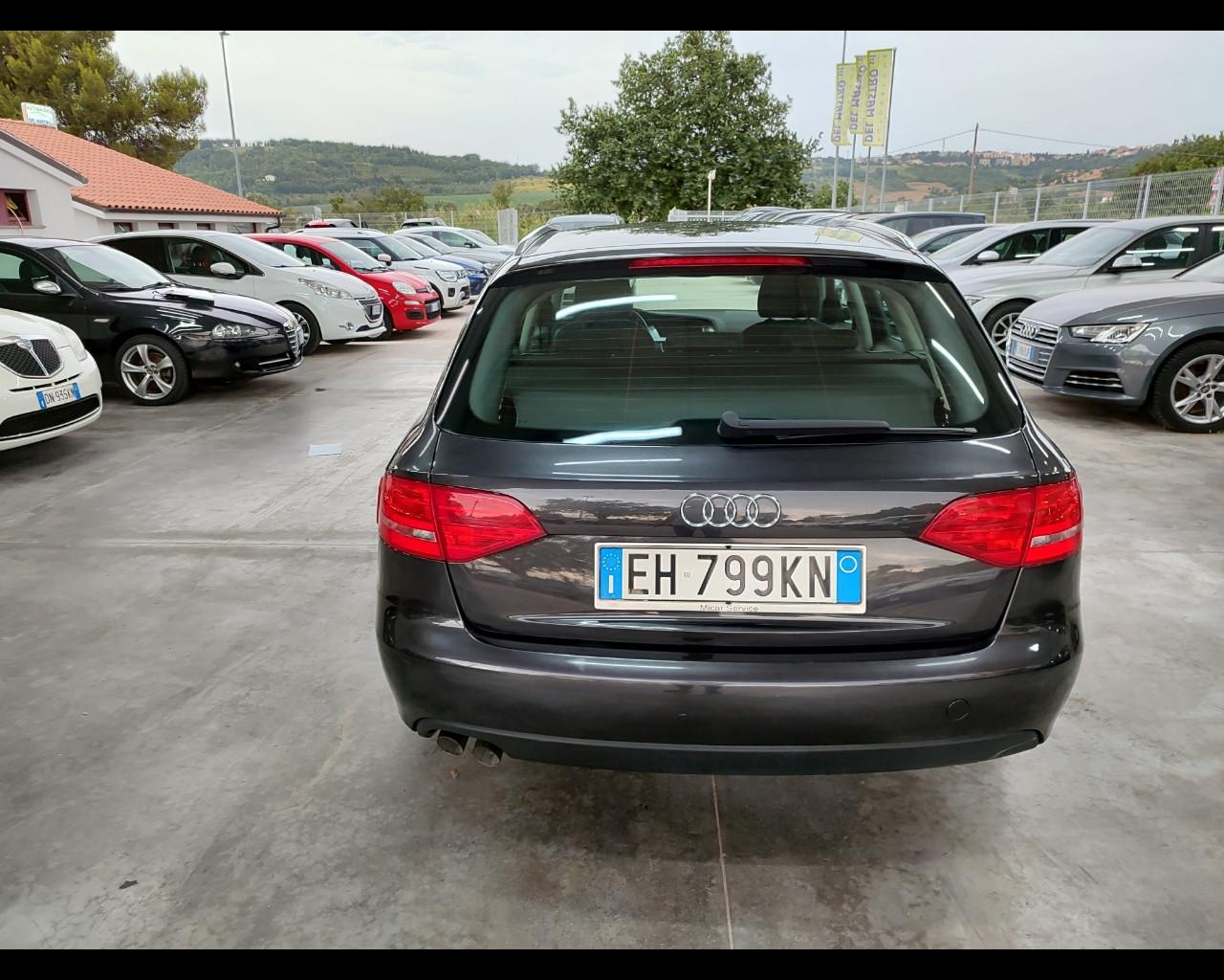 AUDI A4 4ª serie - A4 Avant 2.0 TDI 120 CV Ambiente