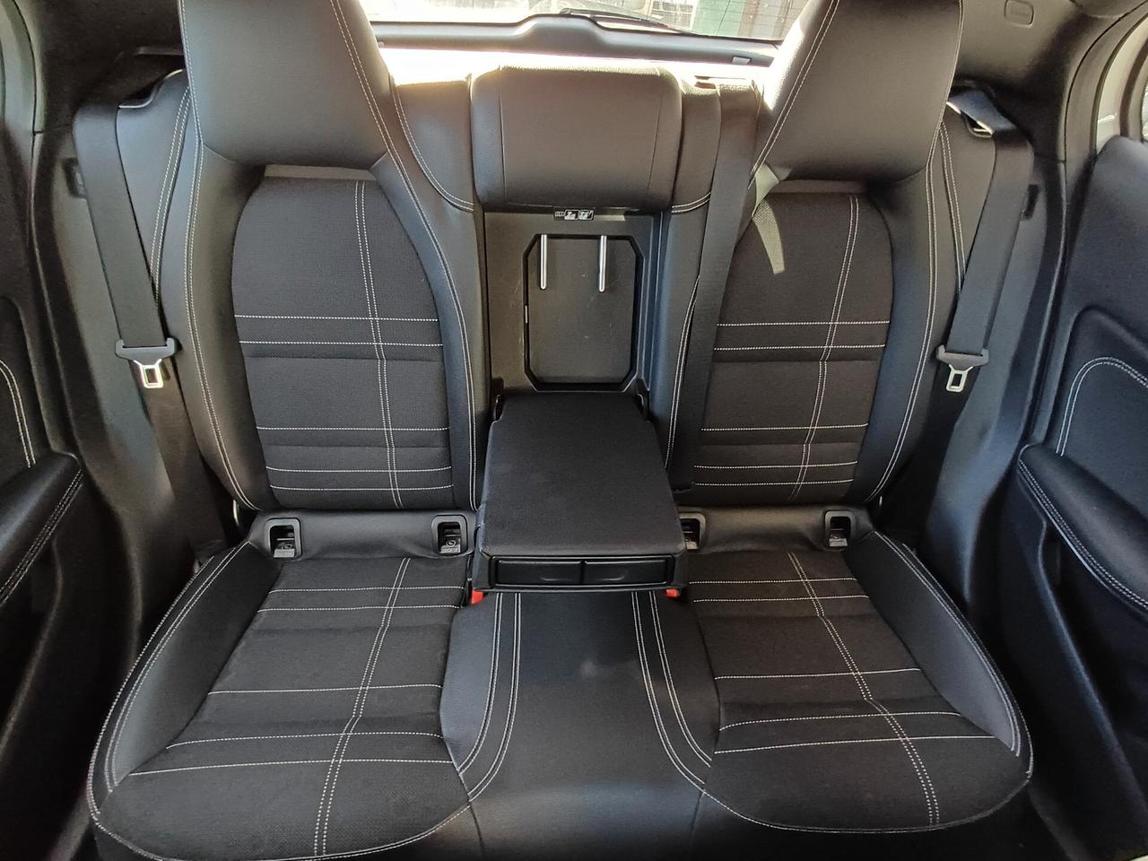 Mercedes-benz GLA 220 CDI Automatic 4Matic Premium Night Editions