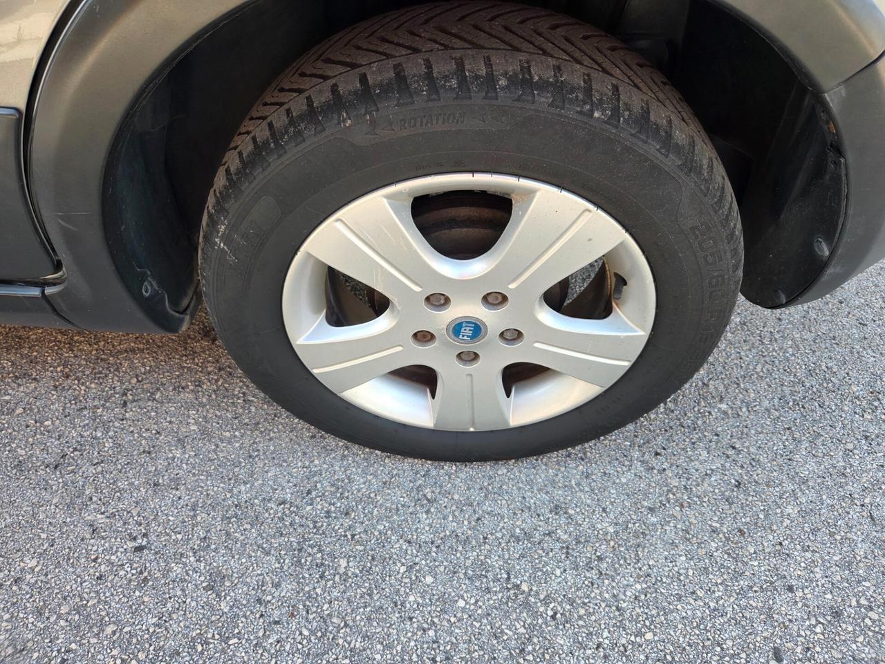 Fiat Sedici 1.9 MJT 4x4 Dynamic CON GANCIO E CARRELLO