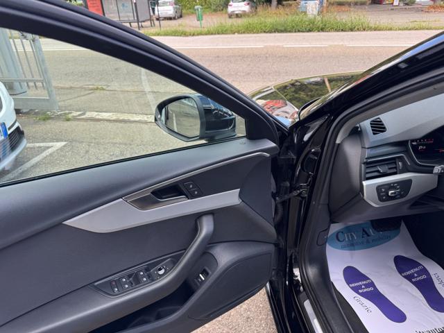 AUDI A4 Avant 30 TDI/136 CV S tronic Business Advanced