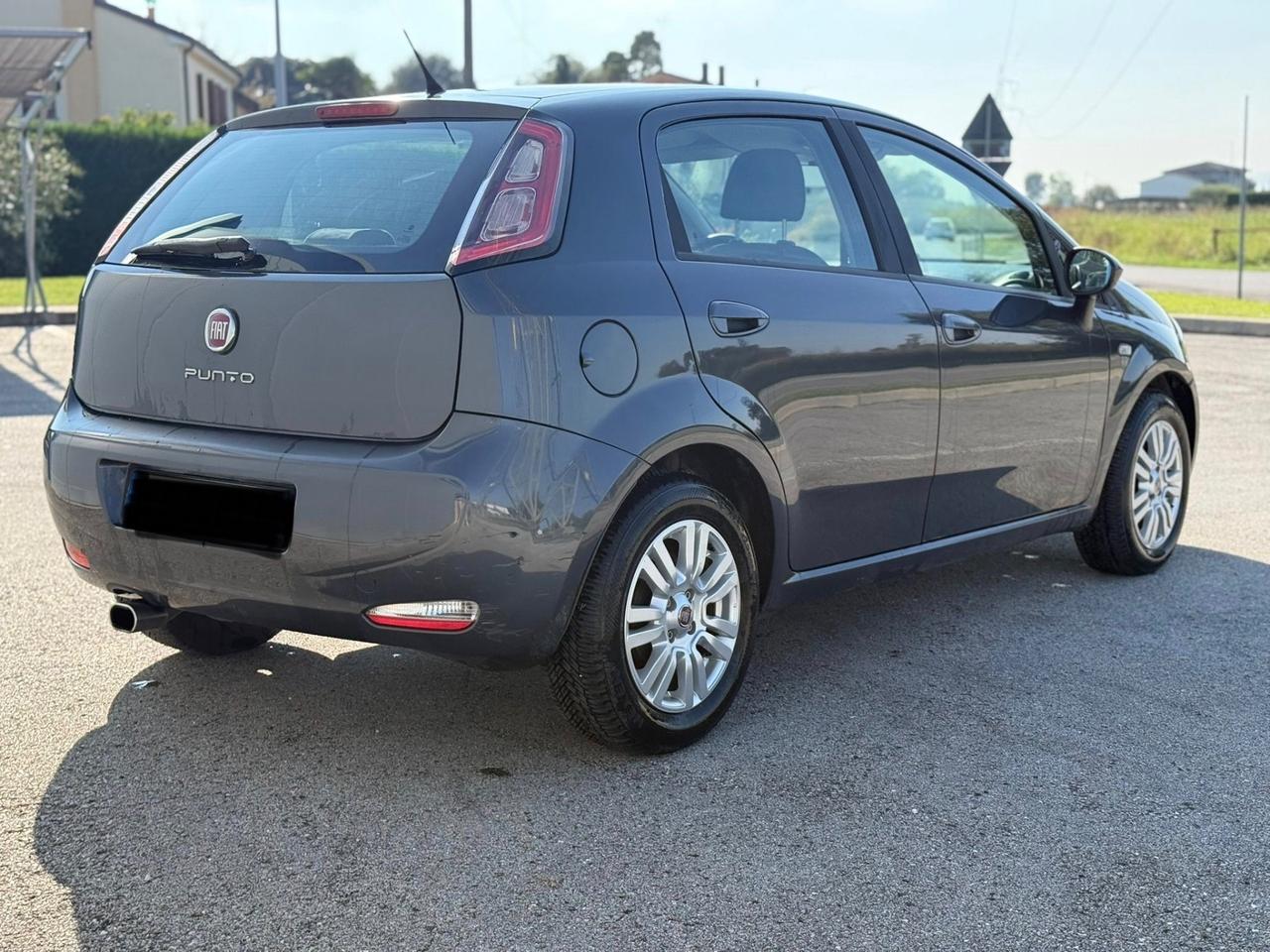 Fiat Punto 1.3 MJT II 75 CV 5 porte Street