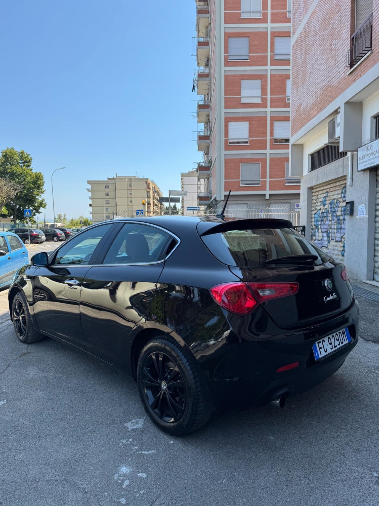 Alfa Romeo Giulietta 1.6 JTDm 105 CV Allestimento Exclusive – Anno 2012