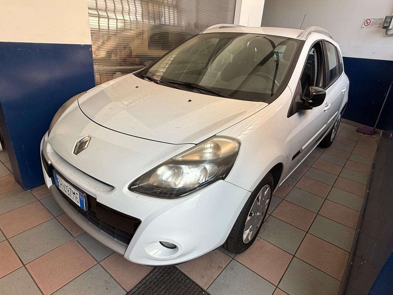 Renault Clio 1.2 16V SporTour Live!