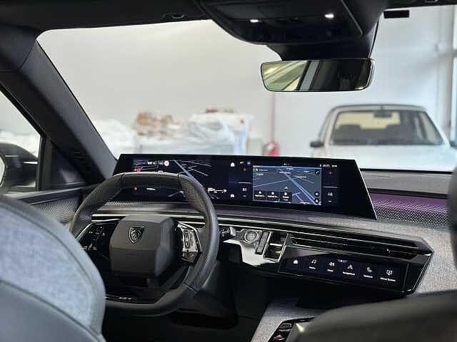 Peugeot 5008 Hybrid 136 e-DCS6 GT