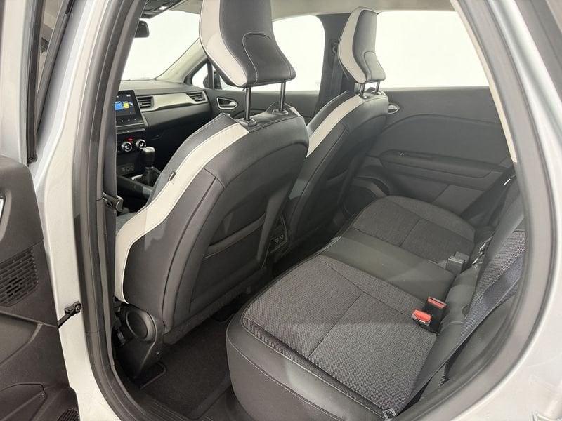 Renault Captur 1.5 DCI BLUE 95 INTENS