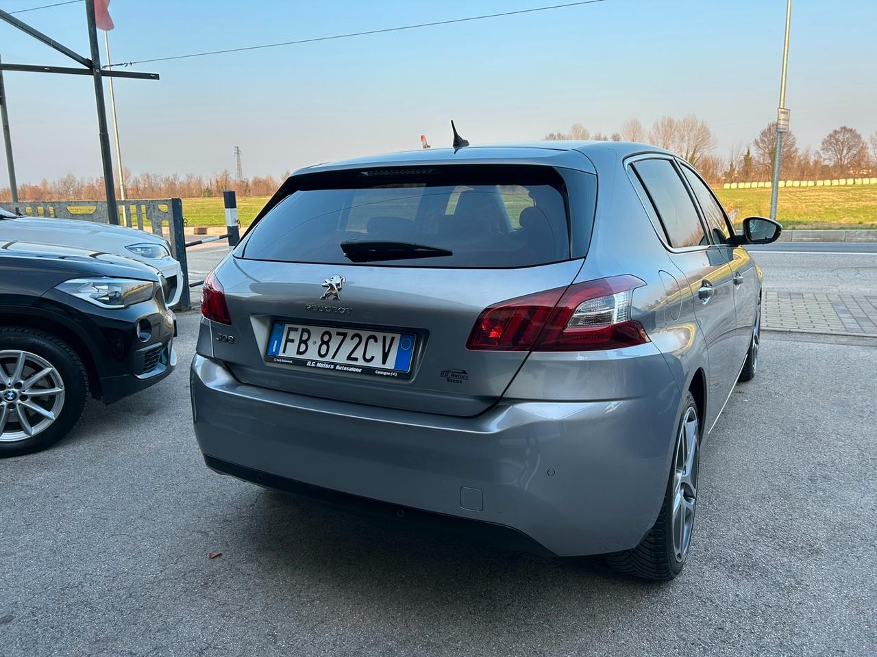 PEUGEOT 308 1.2 PureTech 130CV Allure - PANORAMA