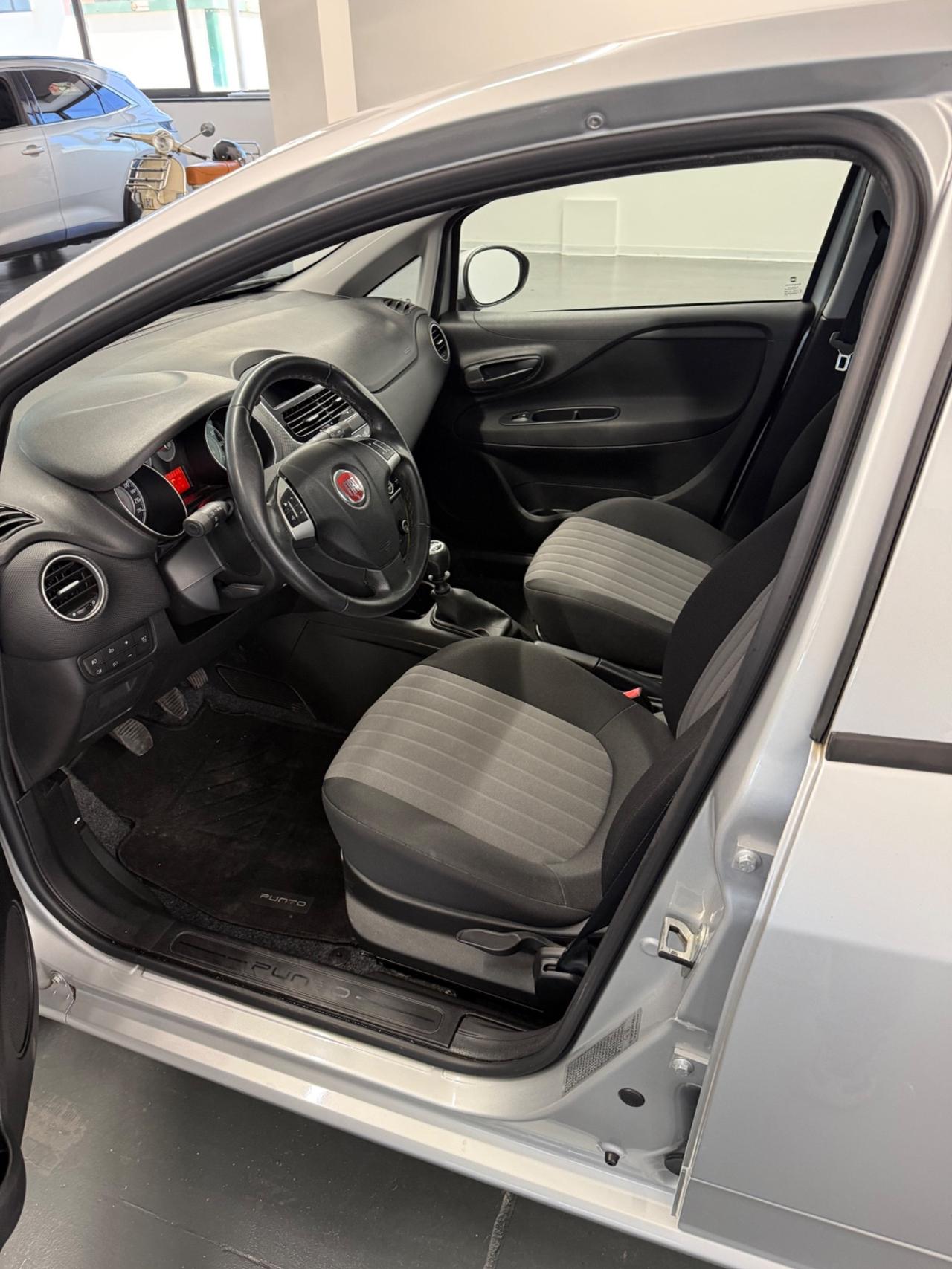 Fiat Punto 1.4 8V 5 porte Natural Power Street