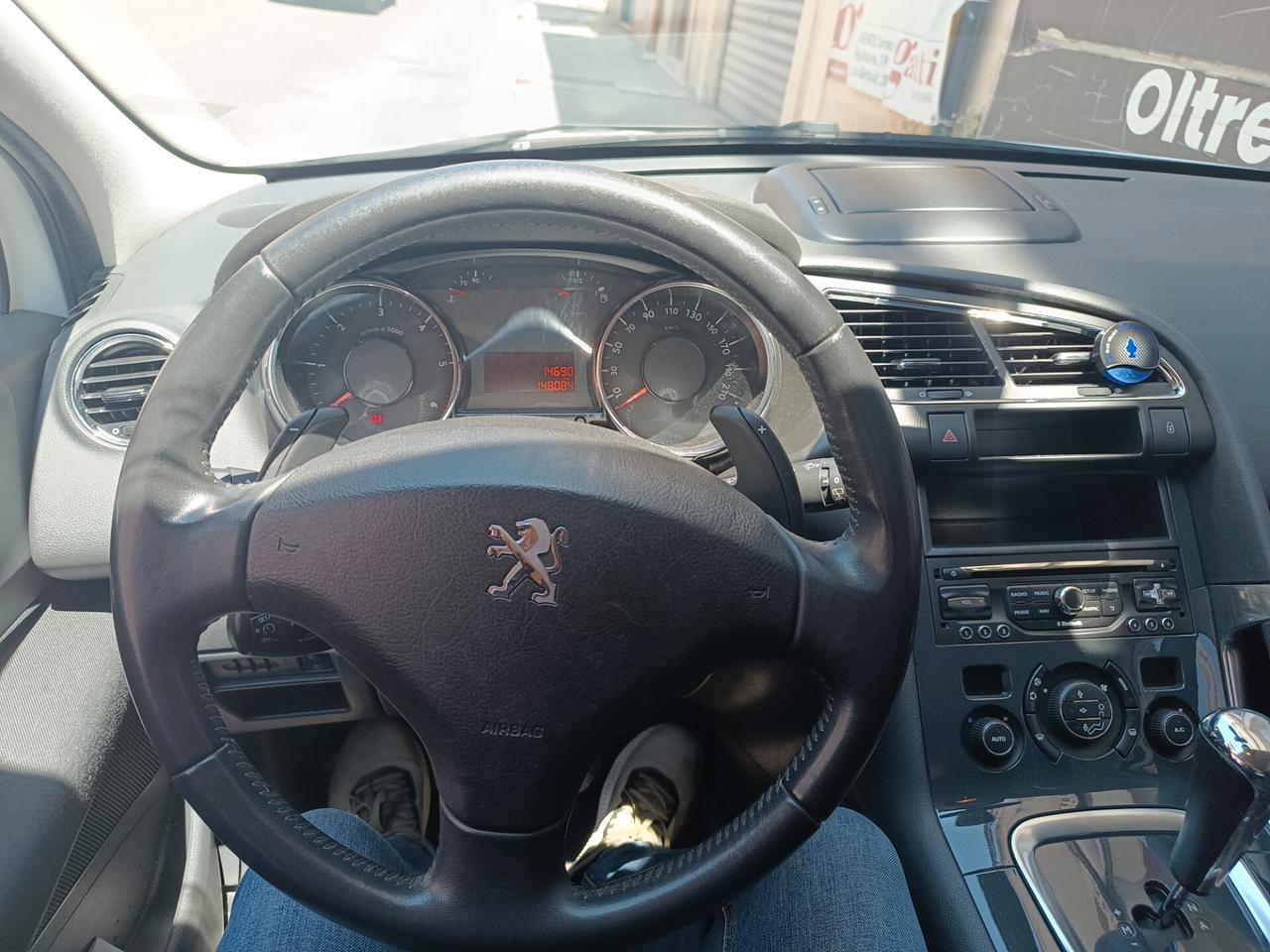 Peugeot 3008 1.6 e-HDi 115CV CAMBIO AUTOMATICO FULL