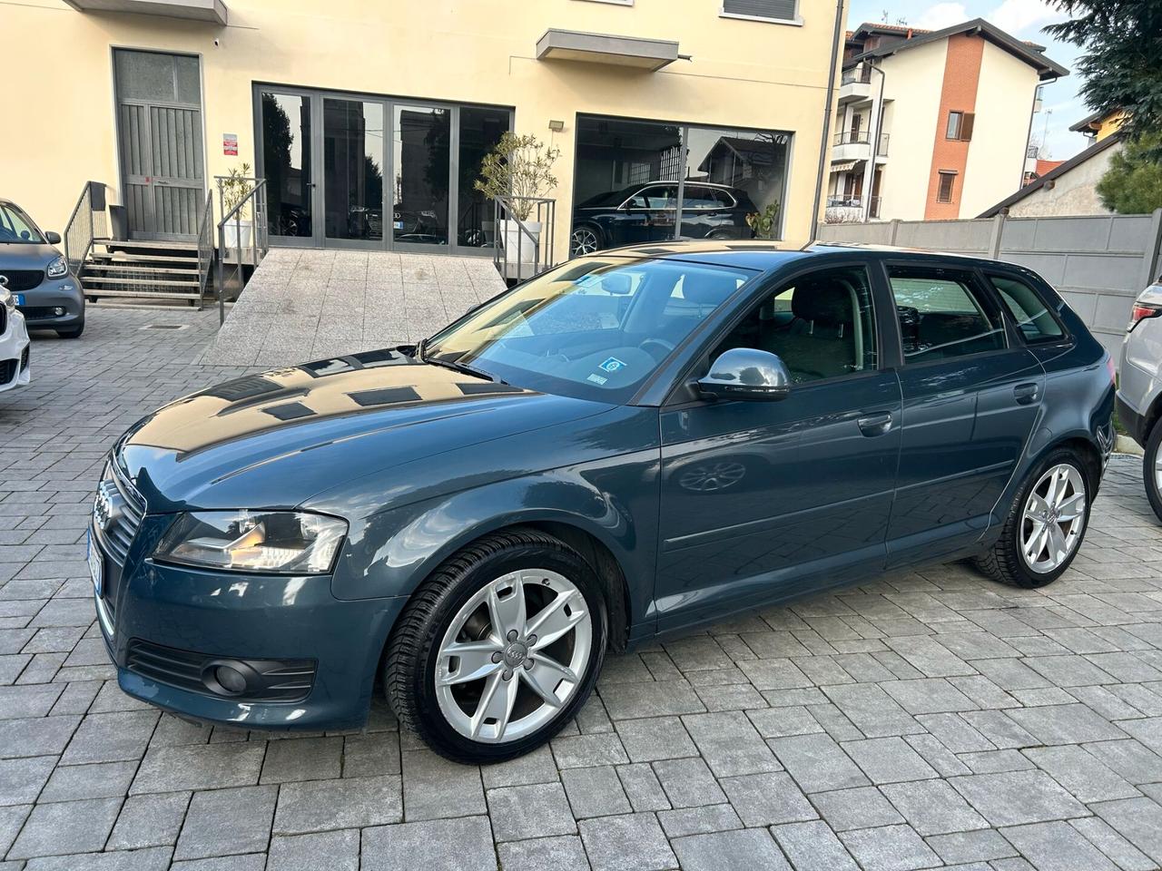 Audi A3 SPB 1.6 TDI 105 CV CR Ambiente