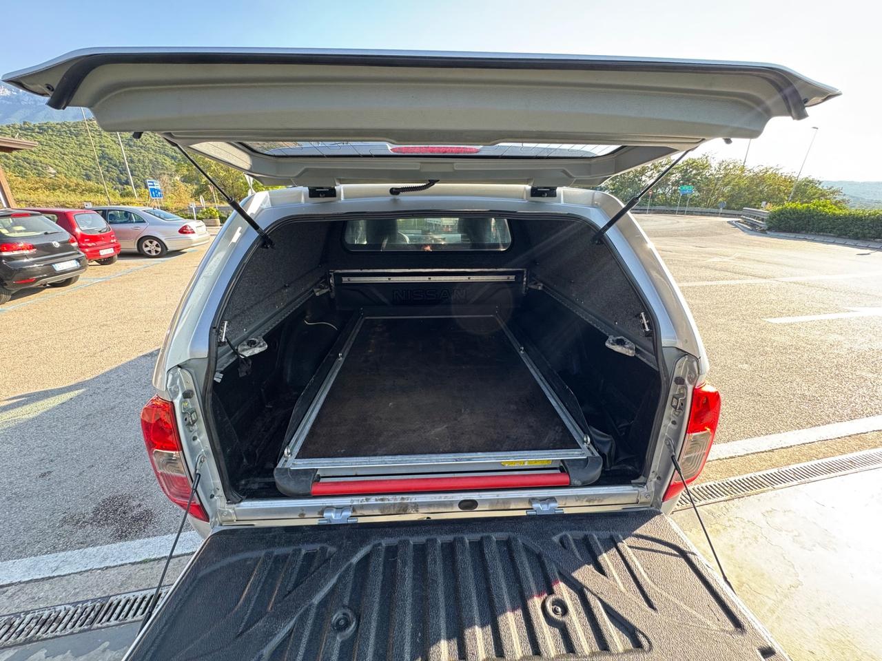 Nissan Navara 2.3 dCi 4WD King Cab, Pedana Scorrevole, hardtop