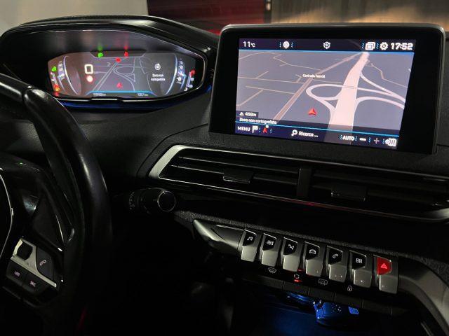 PEUGEOT 3008 BlueHDi 130 S&S Allure