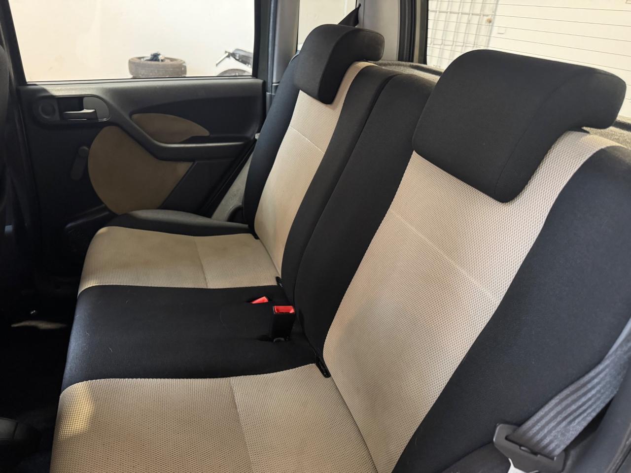 Fiat Panda Cross 4x4 con bloccaggio differenziale