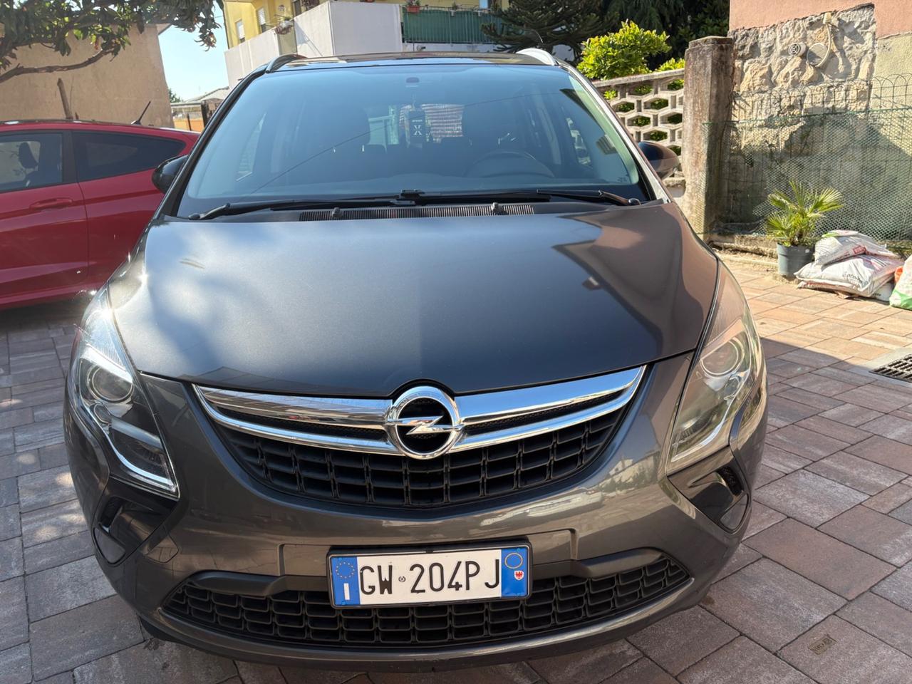Opel Zafira Tourer 2.0 CDTi 7 posti pronta uso