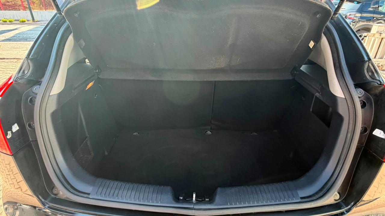 Kia Rio 1.1 CRDi 5p. Active