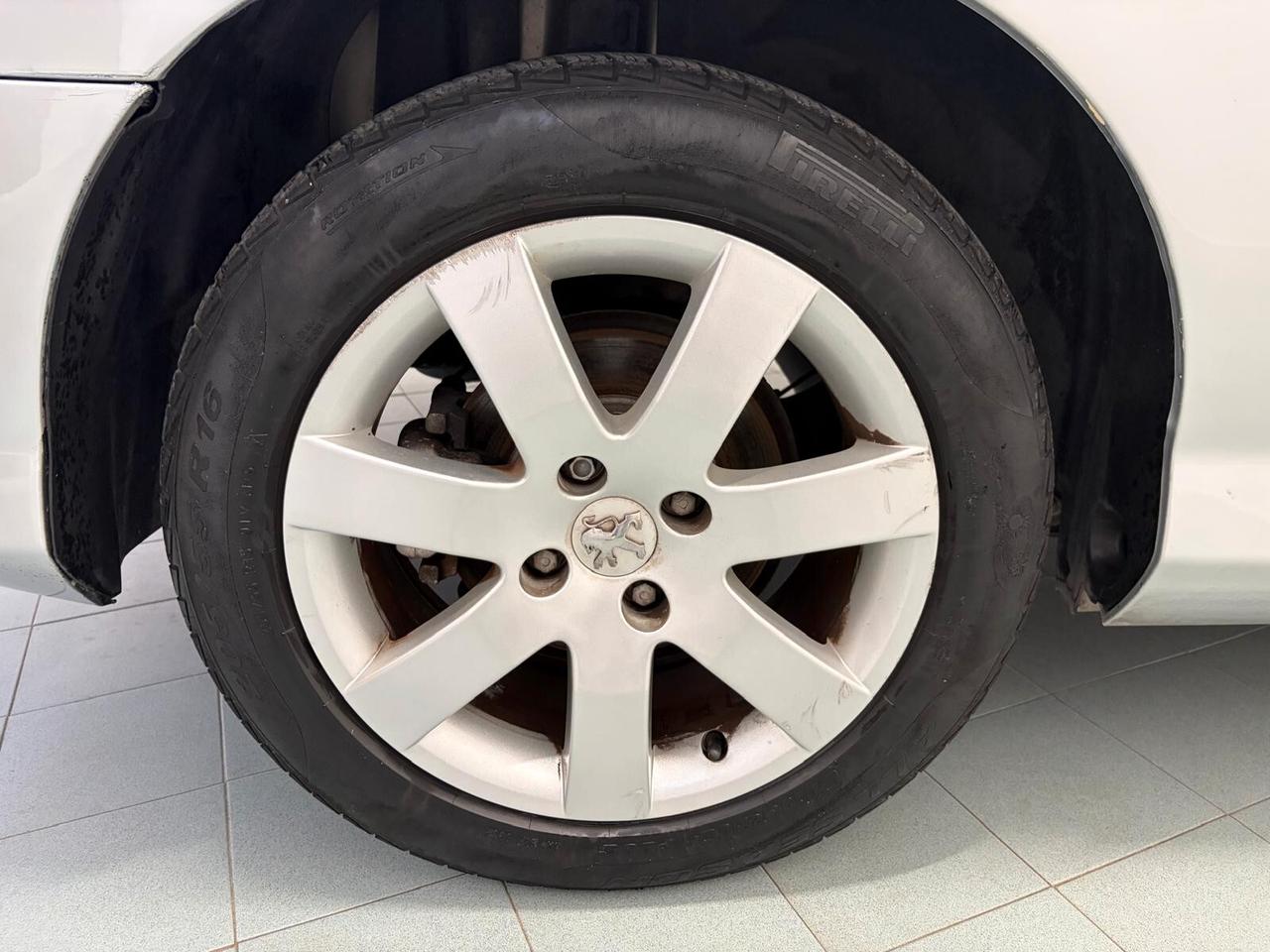 Peugeot 308 1.6 HDi 110CV TETTO PANORAMICO