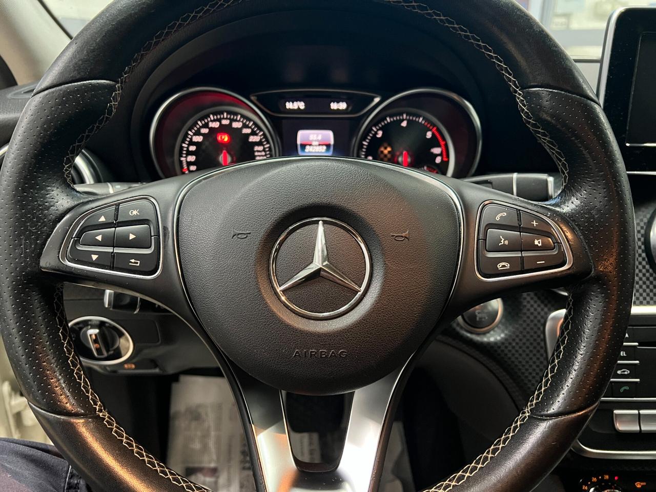 Mercedes-benz A 180 d Automatic Premium