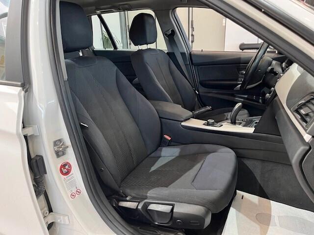 BMW 318 d Touring Business auto