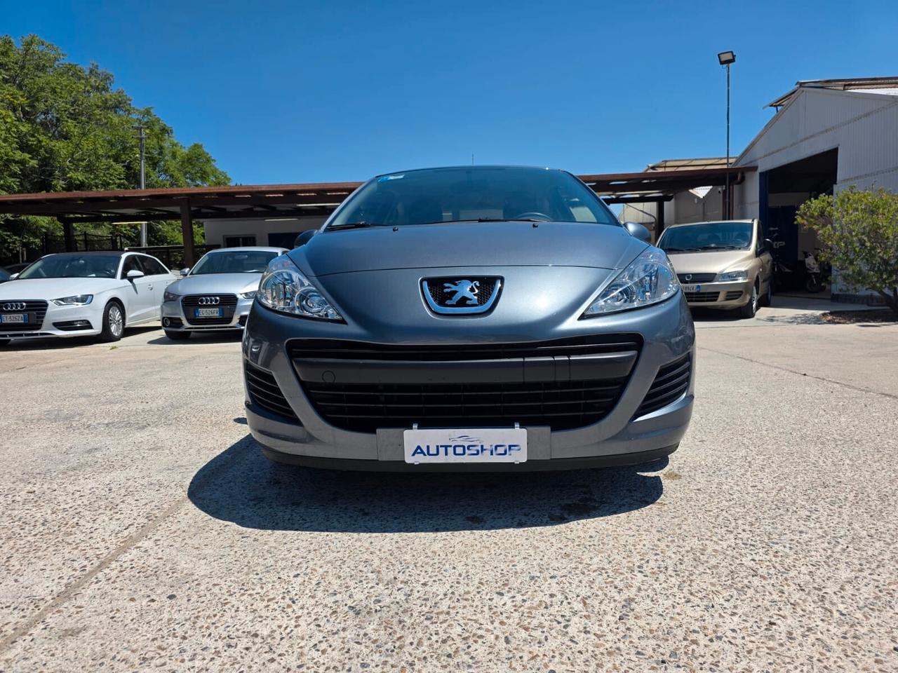 Peugeot 207 1.4 8V 75CV 3p. ONE Line