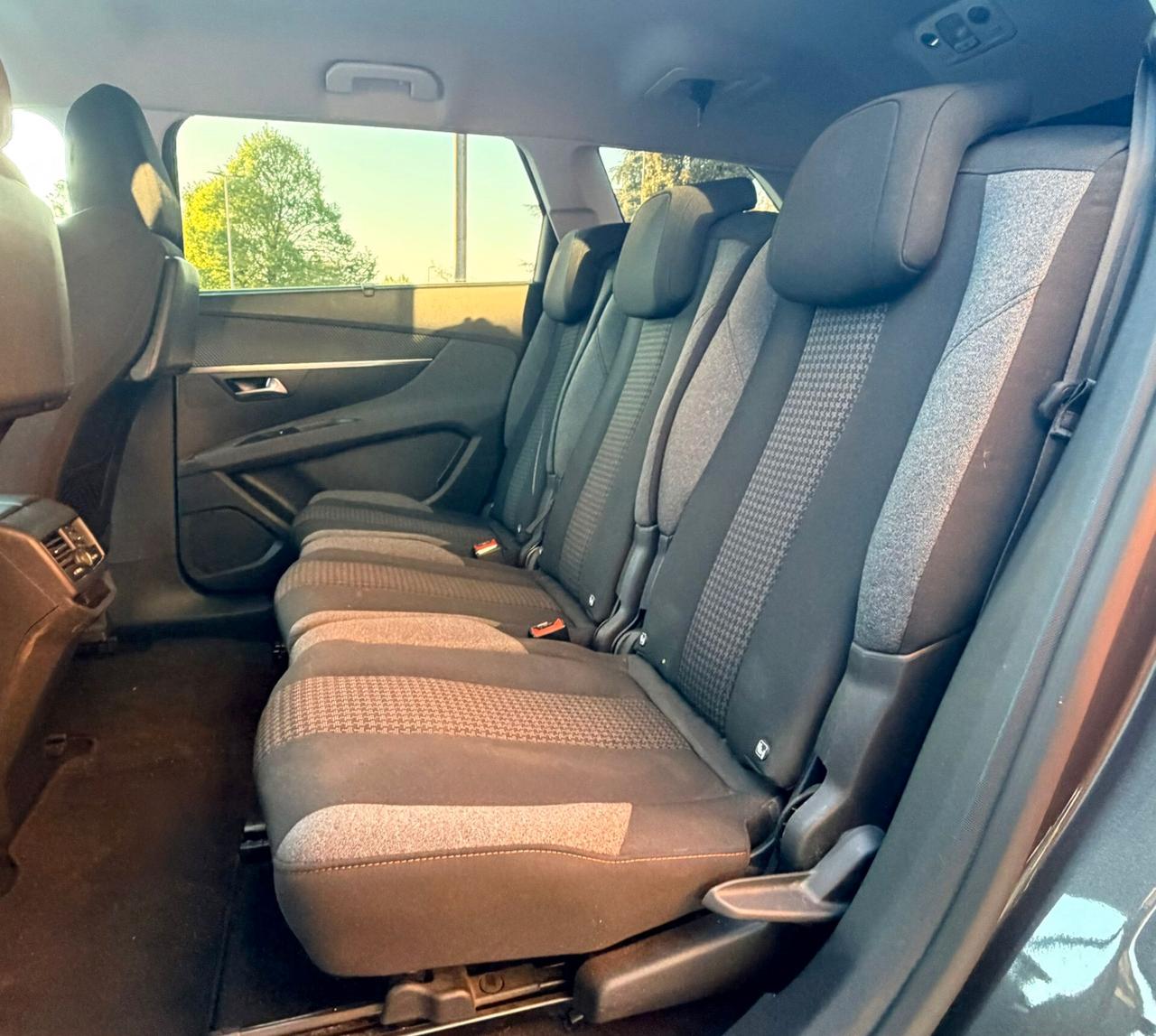 Peugeot 5008 BlueHDi 130 S&S EAT8 Allure