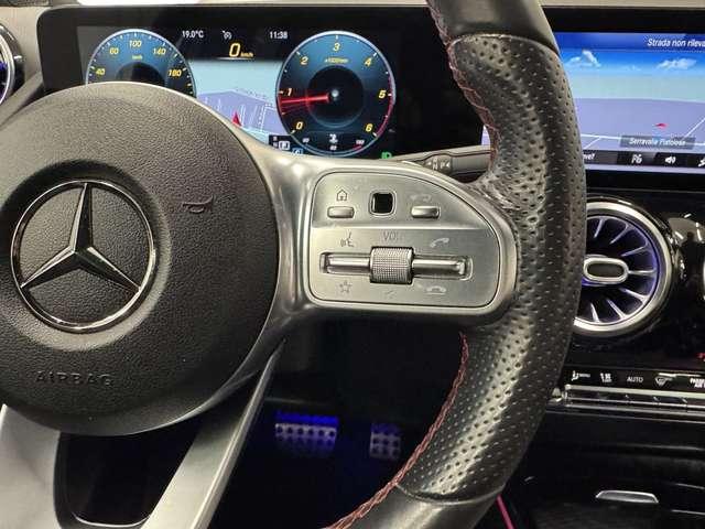 Mercedes-Benz GLA 200 200 d Premium auto