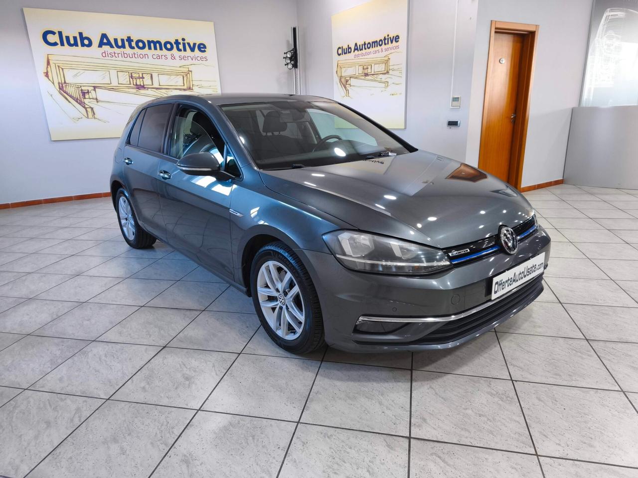 Volkswagen Golf VW 1.5 TGI DSG Blue Emotion