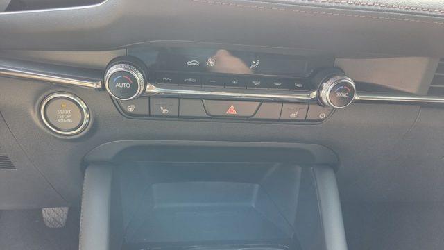 MAZDA 3 Mazda3 e-Skyactiv-G M Hybrid Centre Line PERMUTE