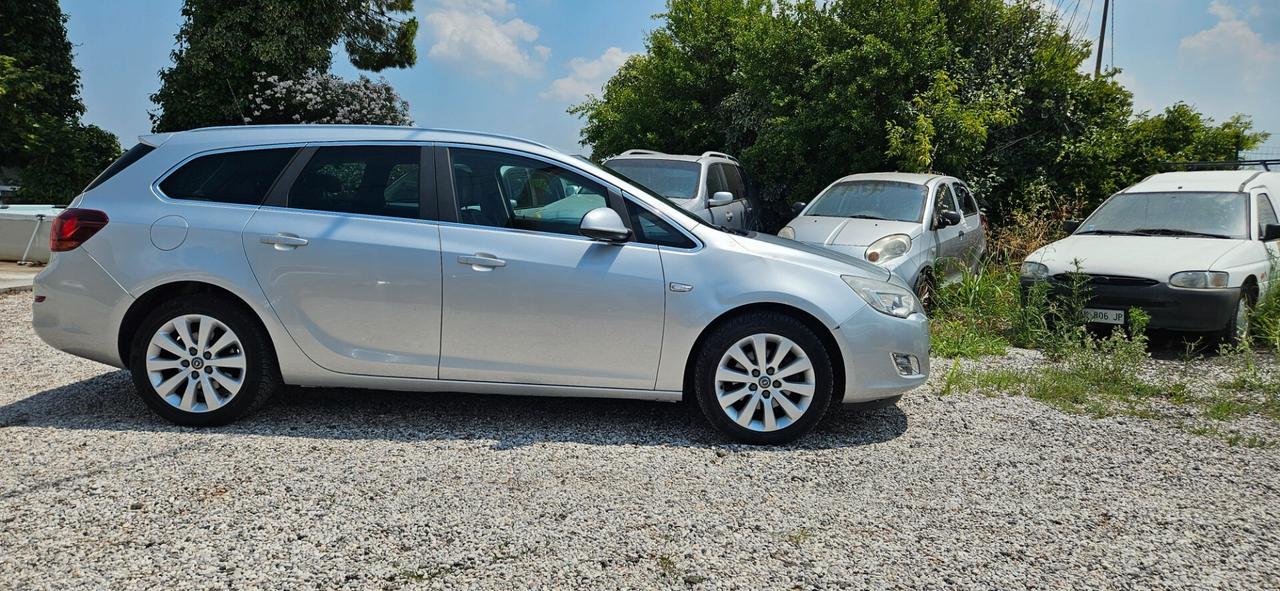 Opel Astra 1.7 CDTI 110CV 5 porte Cosmo