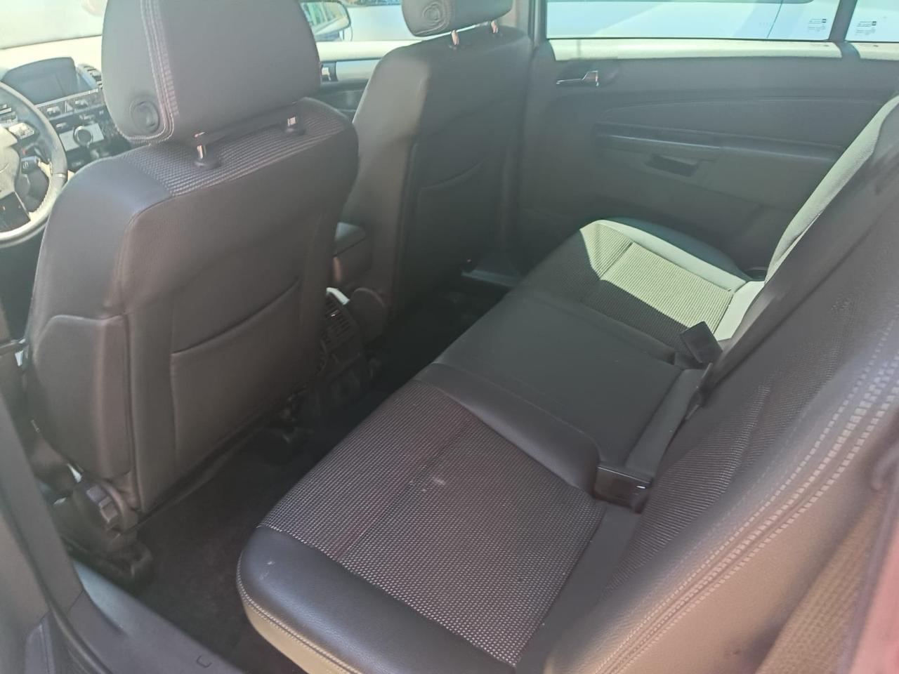 Opel Zafira 1.6 16V ecoM 94CV Cosmo 7 POSTI METANO