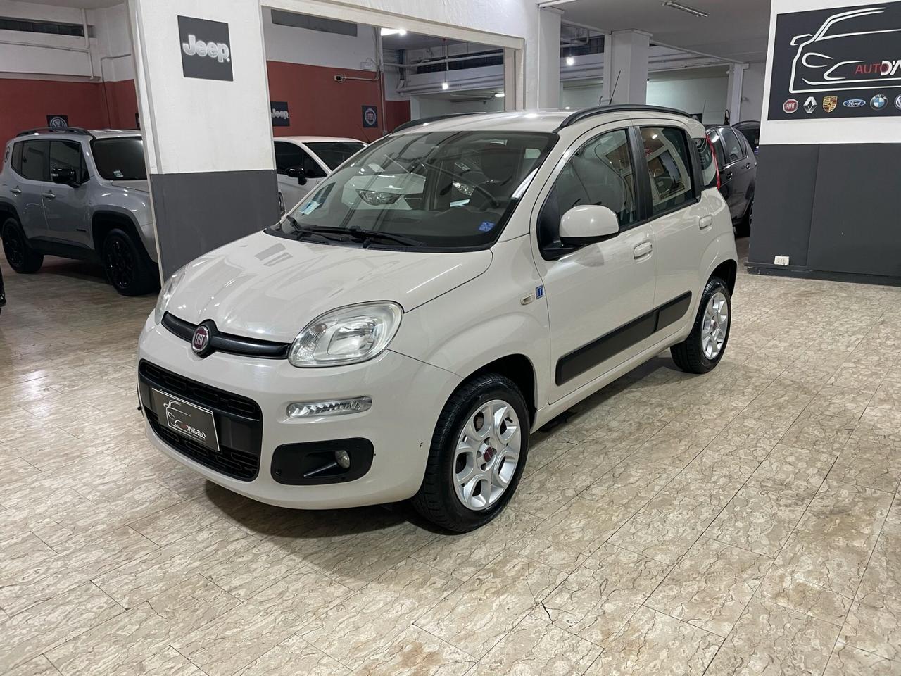 Fiat Panda 0.9 TwinAir Turbo Natural Power Lounge