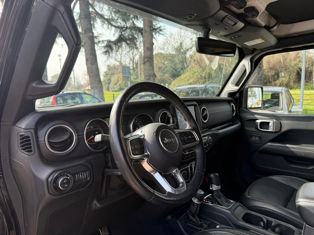 Jeep Wrangler Unlimited 2.2 Mjt II Sahara