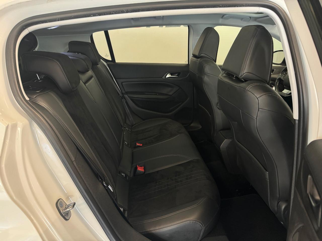 Peugeot 308 BlueHDi 150 S&S EAT6 Allure NAVI TETTO LED