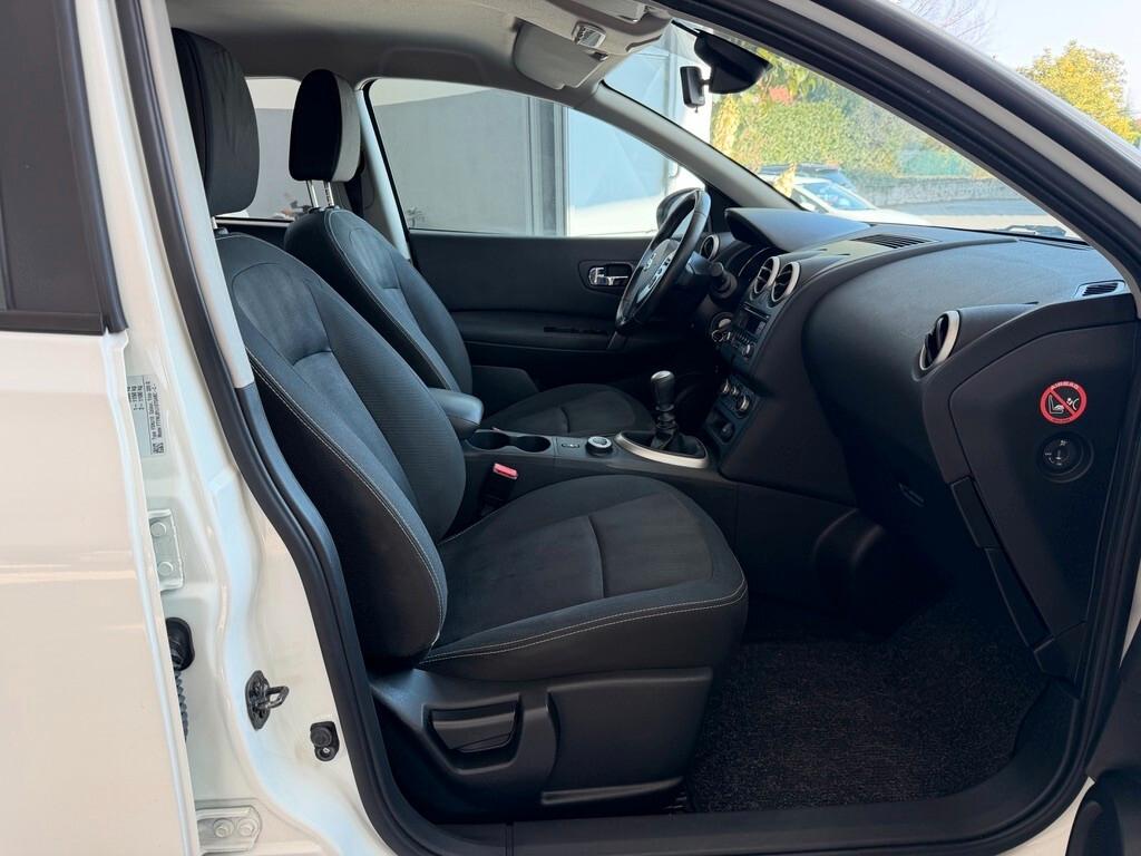 Nissan Qashqai 2.0 dCi DPF Tekna 4X4