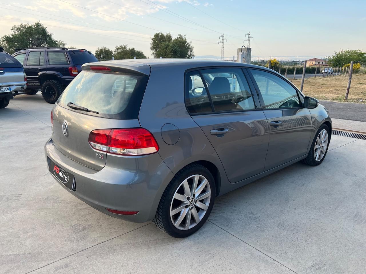 Volkswagen Golf 1.6 TDI DPF 5p. Highline