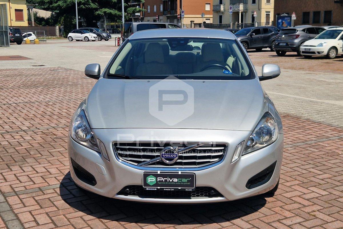 VOLVO S60 2.0 T Powershift Summum