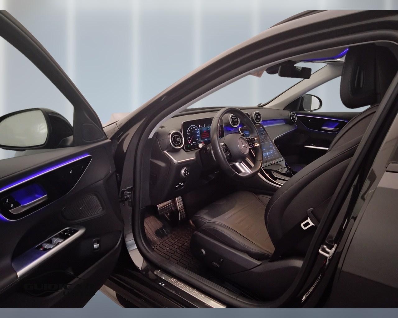 Mercedes-Benz Classe C-S206 SW 2021 - C SW 220 d mhev AMG Line Advanced 197cv auto