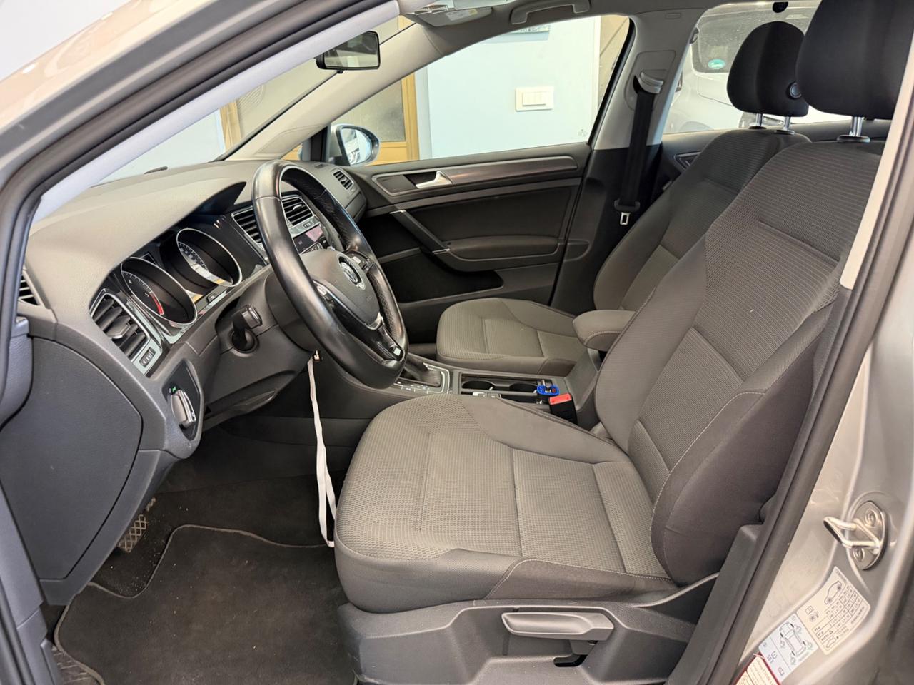 Golf Variant 1.6 TDI 115 CV DSG Executive BlueMotion Tech.