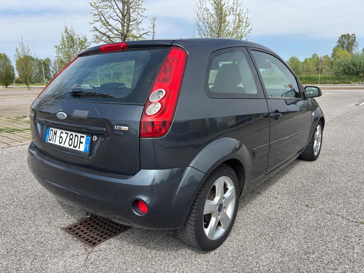 Ford Fiesta 1.4 TDCi 3p. Ghia