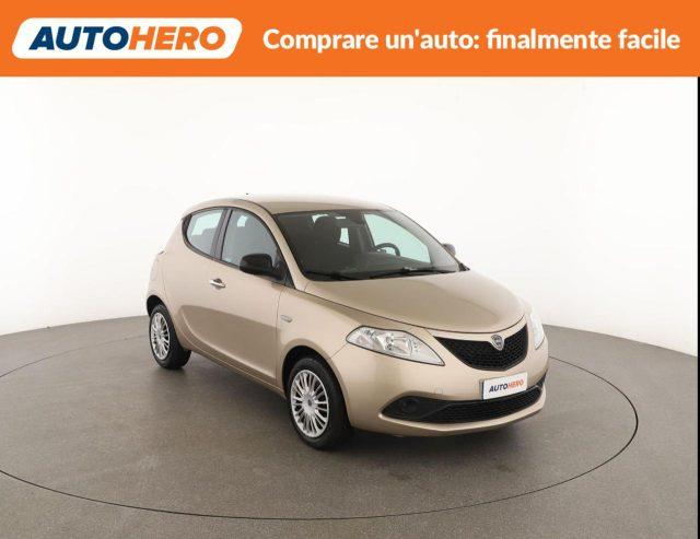 LANCIA Ypsilon 1.2 69 CV 5 porte Gold