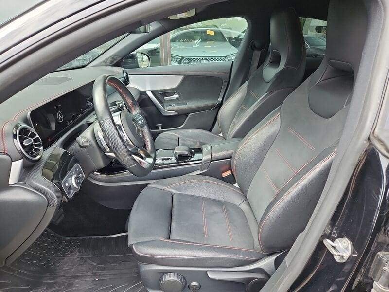Mercedes-Benz CLA Coupé CLA 180 d Automatic Premium NIGHT-PACK